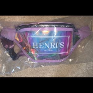 Henri’s holographic fanny pack